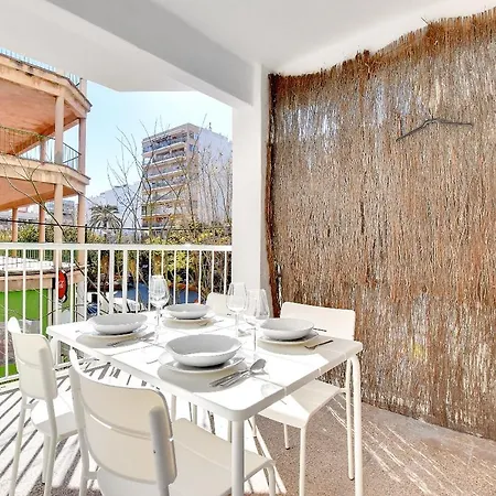 Perfect For Beach Lovers, Next To The Sailing Club