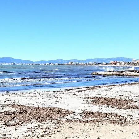 Apartment Perfect For Beach Lovers, Next To The Sailing Club *
